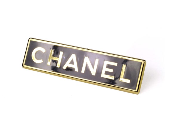 CHANEL Vintage Rectangular Logo Brooch - image 1