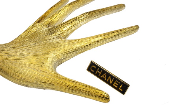 CHANEL Vintage Rectangular Logo Brooch - image 6