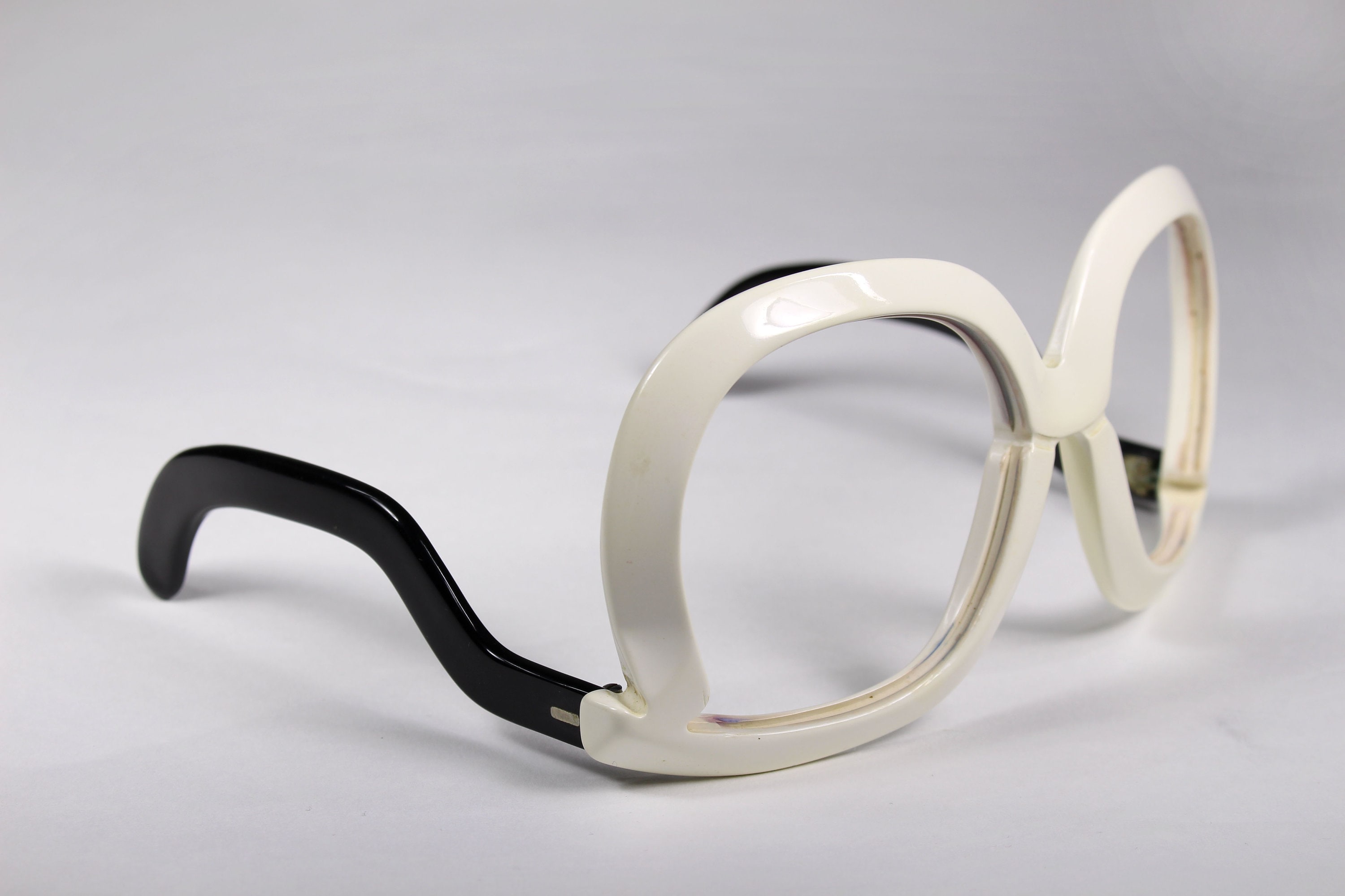 SILHOUETTE Futura Vintage 70's Black and White Sunglasses - Etsy