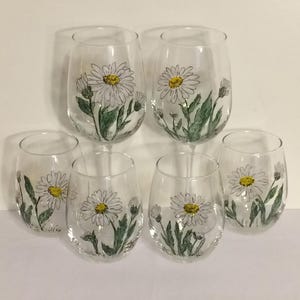 Coming up Daisies - Set of 2 - Hand Painted Glasses