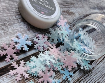 Mini Pastel Shimmering Snowflakes Cake Decorations, Cocoa Bomb Sprinkles, Wafer Paper Sprinkles, Edible Cake Decorations, Drink Decorations