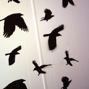 Black Crows Wall Decor, Flying Ravens, Halloween Party Decorations, Custom Wall Art, Gothic Wall Art, Halloween Decorations, Gothic Baby