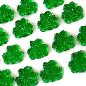Green Candy Shamrocks - St. Patricks Day Hard Candy - 32 Candy Pack - Cake Decorations, Irish Wedding Favors, Party Favors, Celtic Wedding