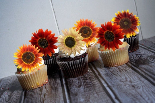 Edible Flower Cake Decorations, Fall Colored Sunflowers, Cupcake and Cake Toppers,  Edible Cake Decorations, Fall Flowers, Floral Cake