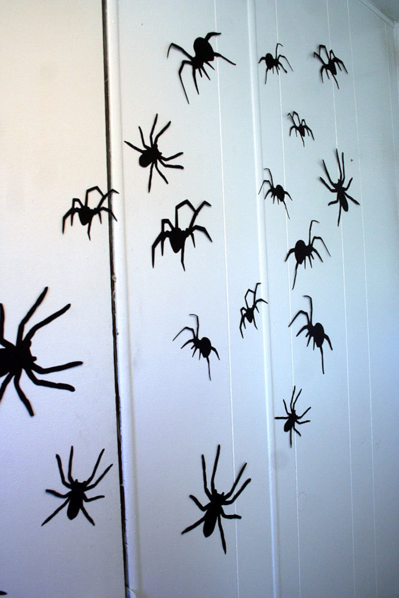 Décoration murale 3D, décoration murale araignées rampantes, décorations de fête d'Halloween, Art mural gothique personnalisé, décorations d'Halloween, araignées image 1