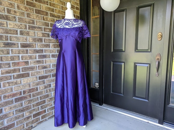 purple lace Bridesmaid dress By Alfred Angelo 199… - image 1