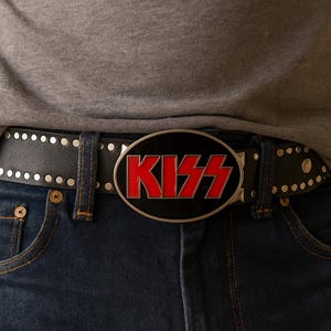 Handmade Black Leather Belt for Men – KISS Logo Buckle – Rock Band Studded Belt – Heavy Metal Punk Style Gift – Adjustable Rocker Belt