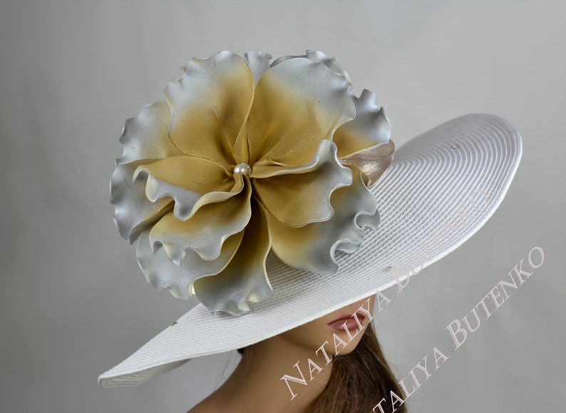 Off White Silver Wedding Hat Kentucky Derby Hat Wedding Accessory Cocktail Hat Tea Party Hat