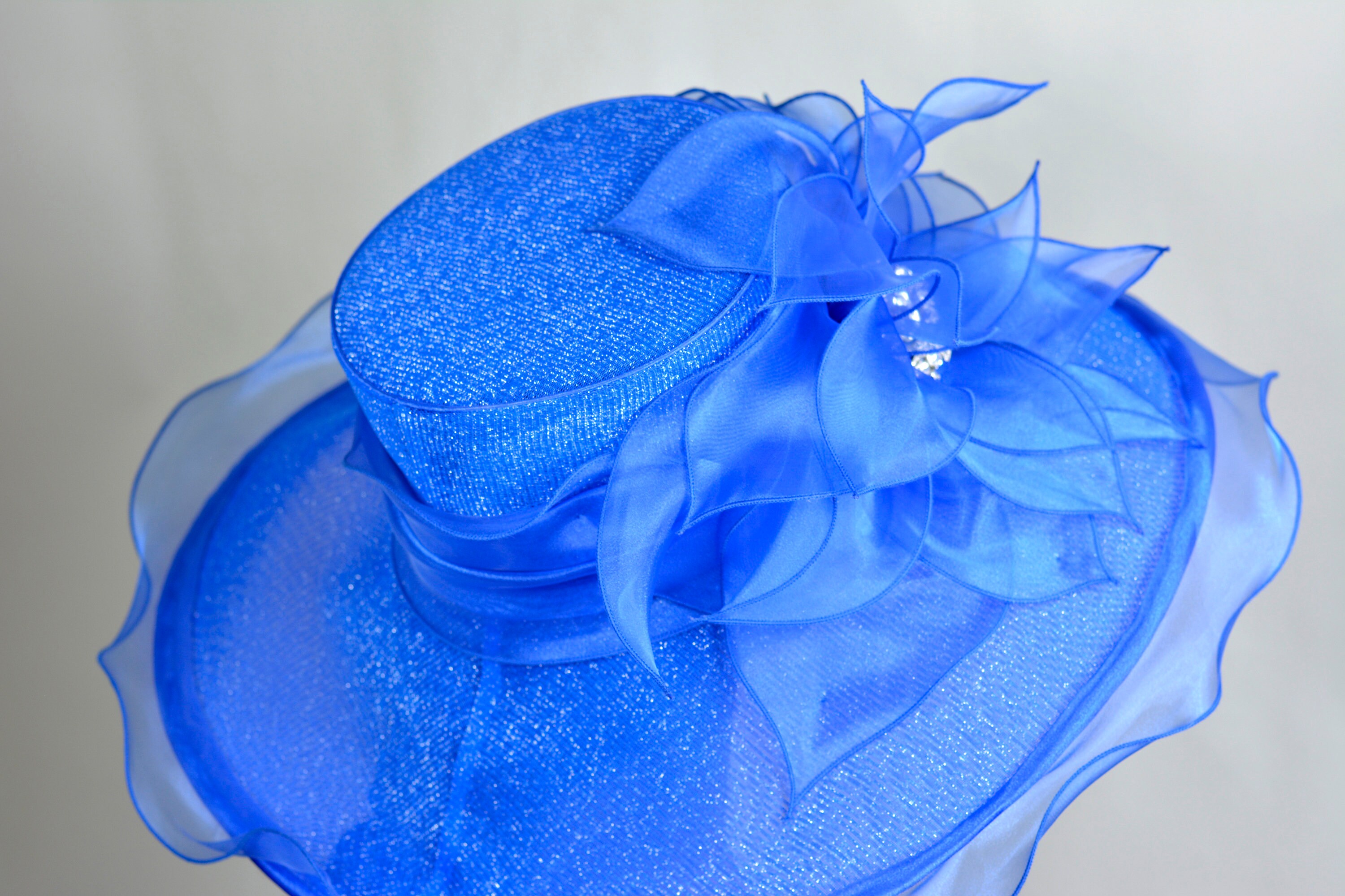 NWT SHIPS TODAY! Derby hat wide brim organza royal blue and green with bow Light Blue Organza Derby Hat, Wide Brim, Bow & Flower - Etsy main image 4