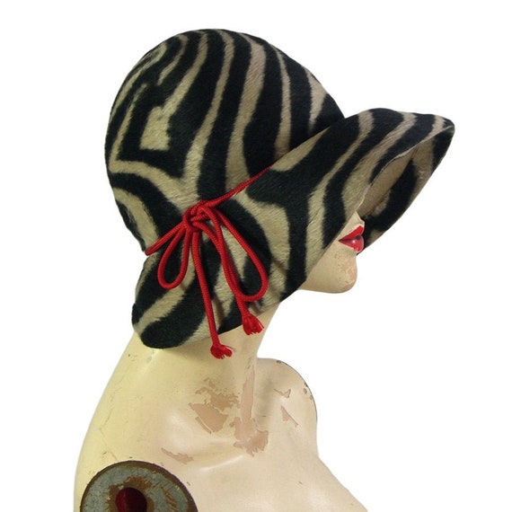 1960s Schiaparelli Vintage Zebra Print Hat