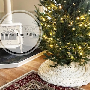 Arm Knitting Pattern // Arm Knit Christmas Tree Skirt // Chunky Tree Skirt // Beginner Pattern // 42 by 90 // Simply Maggie image 1