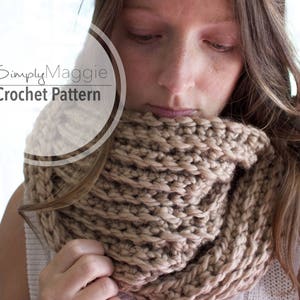 Crochet Pattern // Ribbed Infinity Scarf // Chunky Scarf // Beginner&#39;s Pattern // Simply Maggie