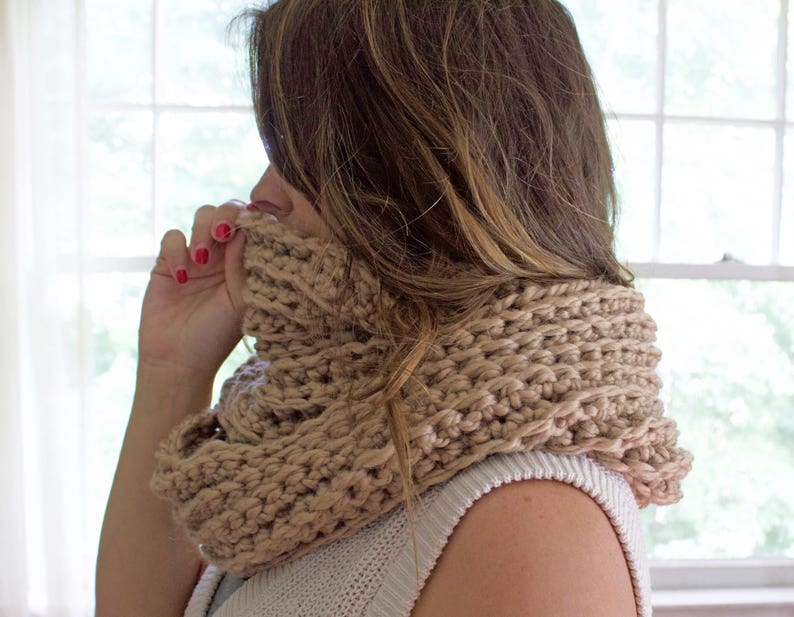 Crochet Pattern // Ribbed Infinity Scarf // Chunky Scarf // Beginner's ...