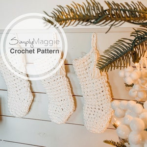 Crochet Pattern // Crochet Christmas Stocking // Christmas Decor // Beginner Pattern // Simply Maggie