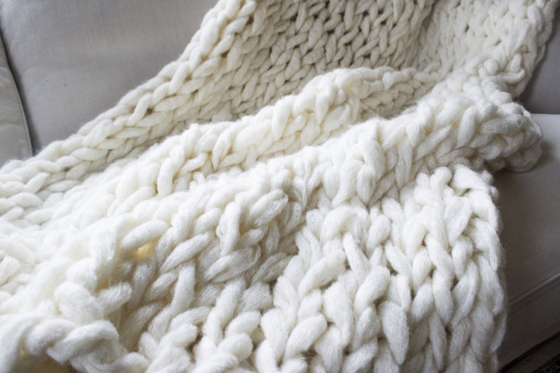 Arm Knitting Pattern // Large Throw Blanket // Chunky Blanket // Chunky Throw // Beginner Pattern // 40 by 51 // Simply Maggie image 2
