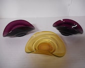 Purple and Yellow Opalescent 3 Tiny Cupped Bowls