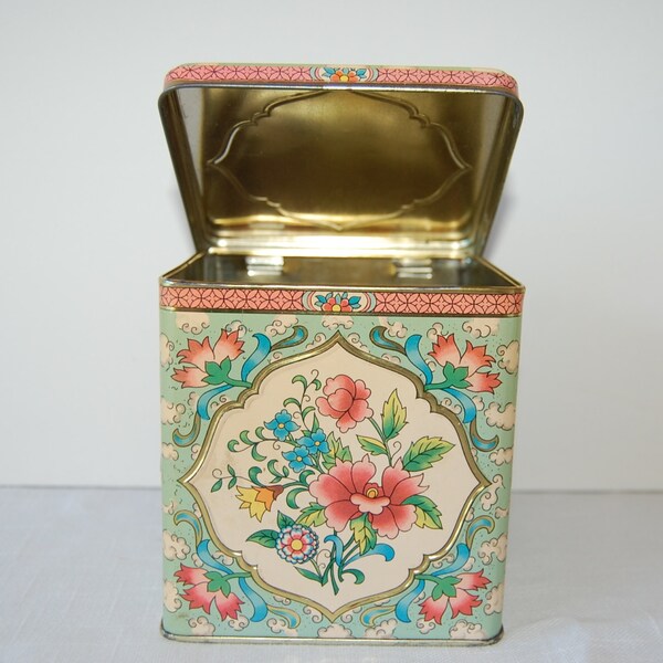 Vintage English Collector Daher Hinged Tin Box Canister