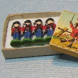Dollhouse Miniature Toy Soldiers with Box Kit -- 1:12 Scale