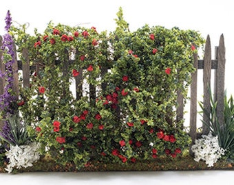 Valla en miniatura para casa de muñecas con rosas