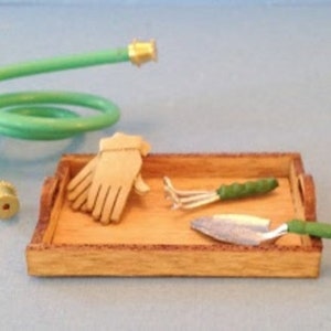 Dollhouse Miniature Gardening Tools Kit - 1:12 Scale