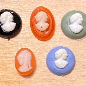 Dollhouse Miniature Lot of 25 6mm Cameos / Cabochons - Multiple Colors