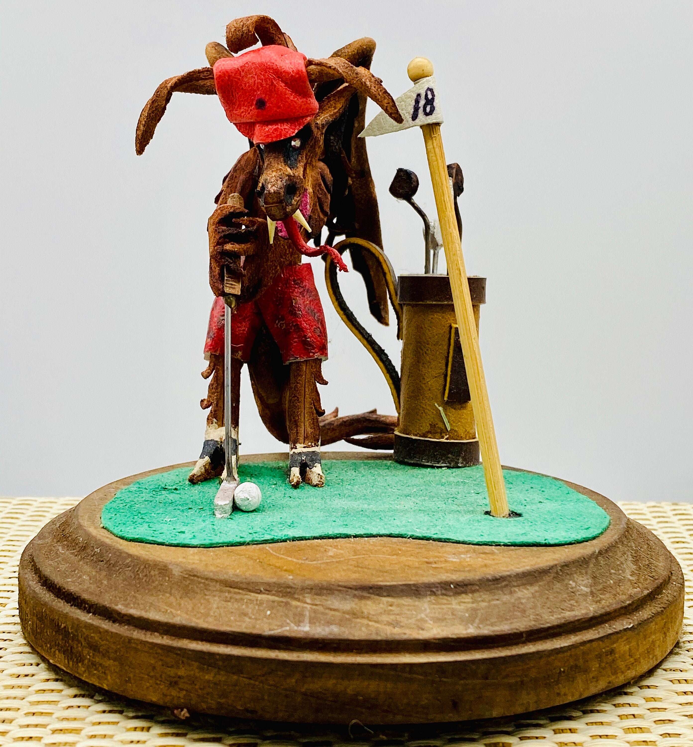 ヴィンテージの手作りレザー製ドラゴンゴルフフィギュア OOAK - Etsy 日本