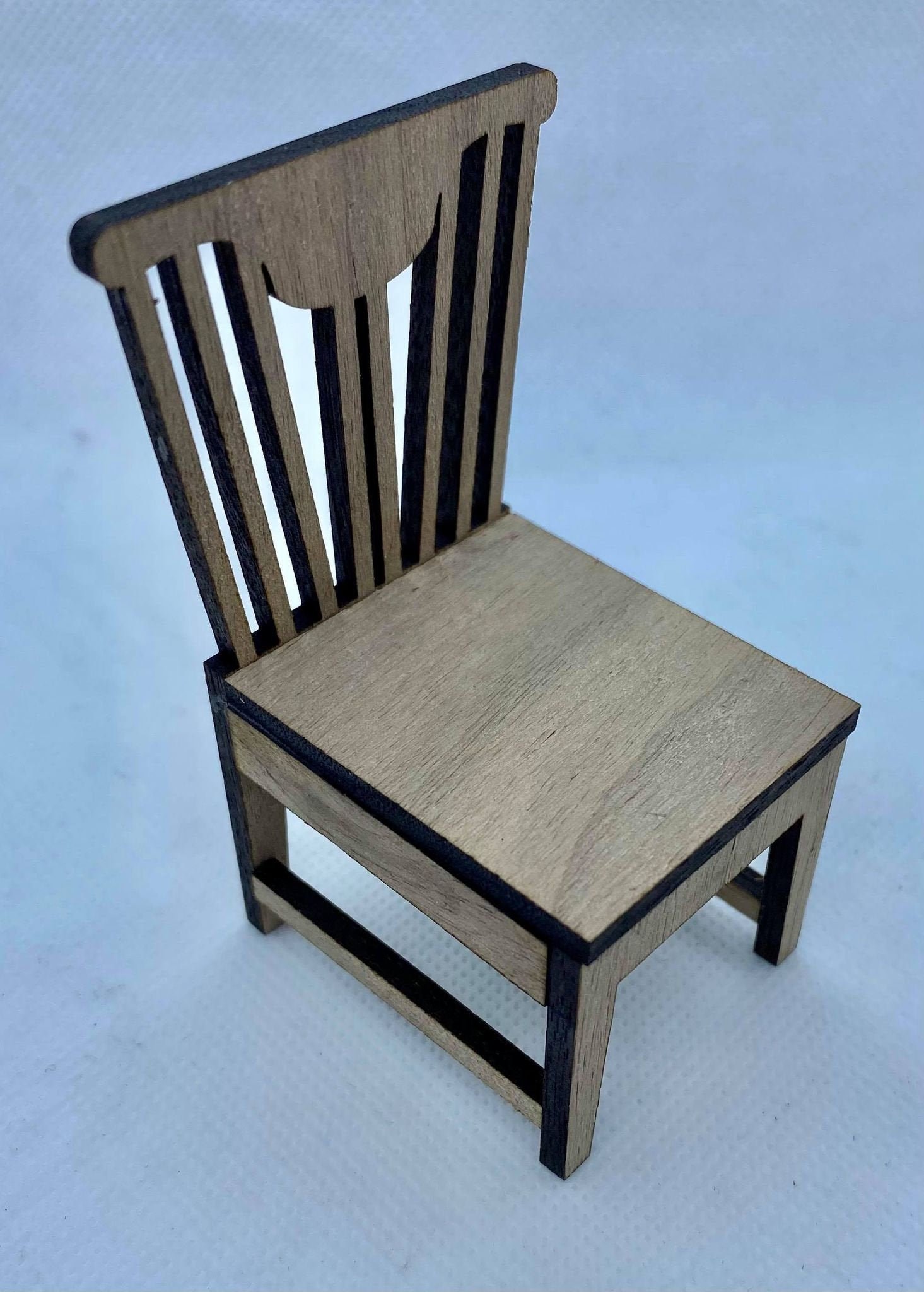 VGEBY Chaise de table de salle à manger de maison de poupée 5 pièces 1