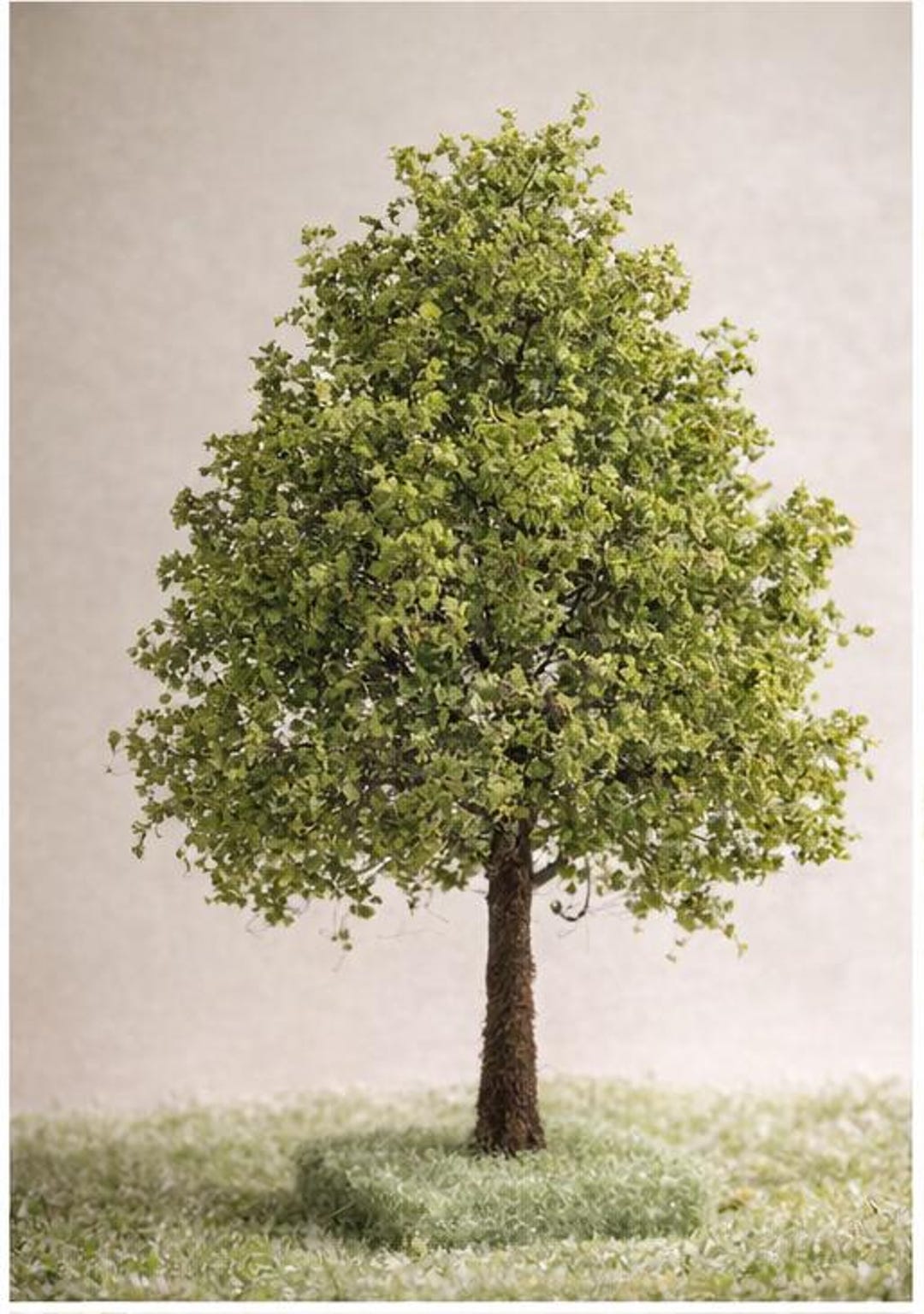Miniature Oak Tree – Light Green Landscaping Tree for Dollhouse