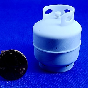 Dollhouse Miniature Gas / Propane Tank - 1:12 Scale