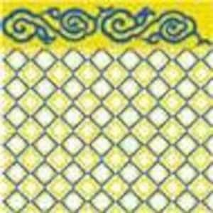 Può includere: Un tessuto giallo brillante caratterizzato da un motivo a rombi ripetuto con sottili linee blu scuro. La sezione superiore presenta un bordo orizzontale con motivi a nuvole vorticose blu e verdi su uno sfondo giallo solido.