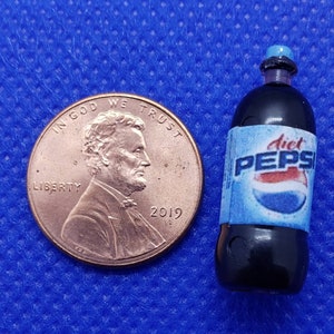 1:12 2 Liter Flasche Diet Pepsi