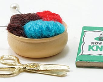 Kit de tricot miniature 3 pièces pour maison de poupée - Échelle 1:12
