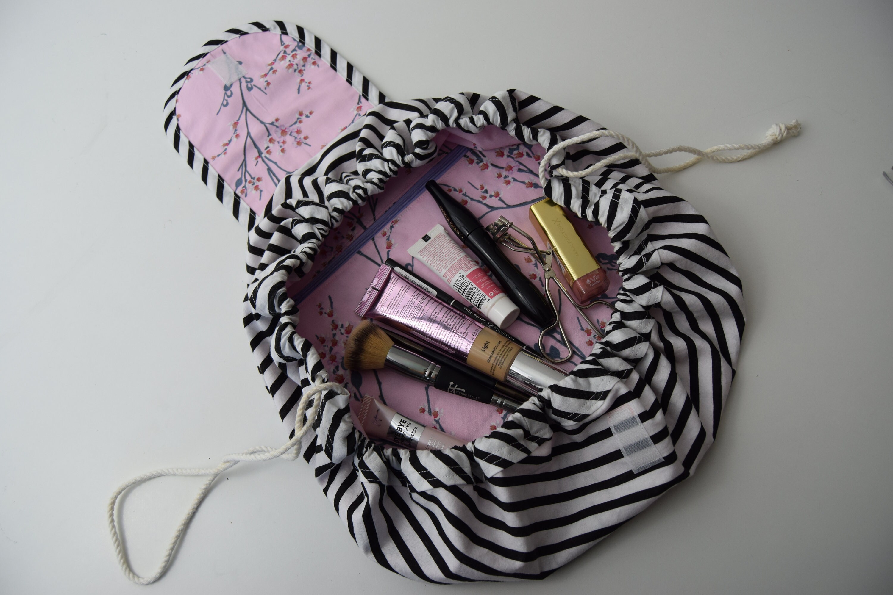Fabric Drawstring Makeup Bag Free Sewing Pattern