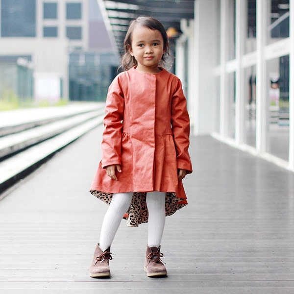 Stella Coat PDF Sewing Pattern - Coat Pattern, Winter Coat Pattern, Fitted Coat Pattern, Coat Sewing Pattern, Coat PDF, Warm Coat Pattern