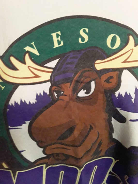 Vintage Minnesota Moose Graphic Tshirt/1990s Minne