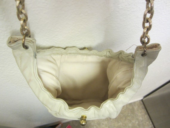 Vintage Leather Bucket Purse Hinged Opening Leath… - image 5