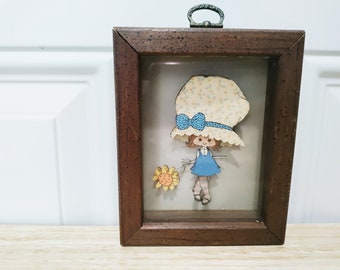 Vintage MAM originals 3D box picture. Sweet Little girl with flower Made in Fort Worth Texas USA