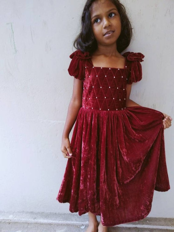 Red velvet dress with sleeves sale