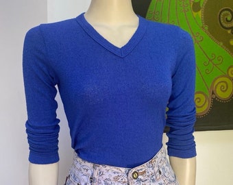 Vintage lightweight electric blue knit top sweater