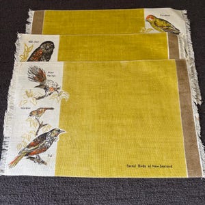 Vintage New Linen NZ Bird print placemats x 4