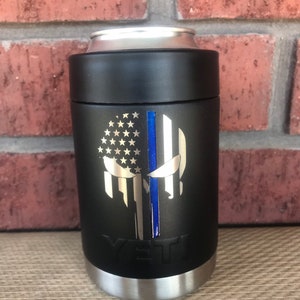Firefighter and Police YETI cup with thin red or blue line laser engraved and powder coated line. This Iisting includes shipping prices Bild 4