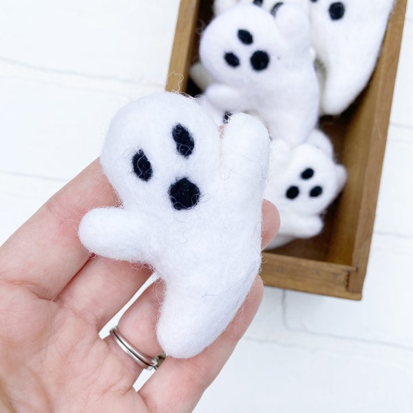 Felt Ghost | Fall Halloween Decor | Vase Filler, Table Scatter