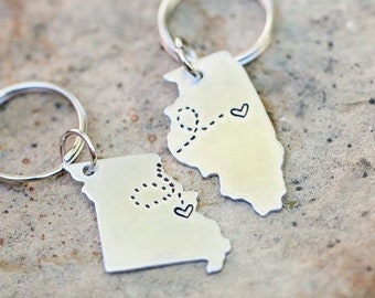 BEST FRIEND KEYCHAIN, Long Distance State Keychains, Best Friend Gift- Set of Two State Map Keychains, Going Away Gift Nelliebead