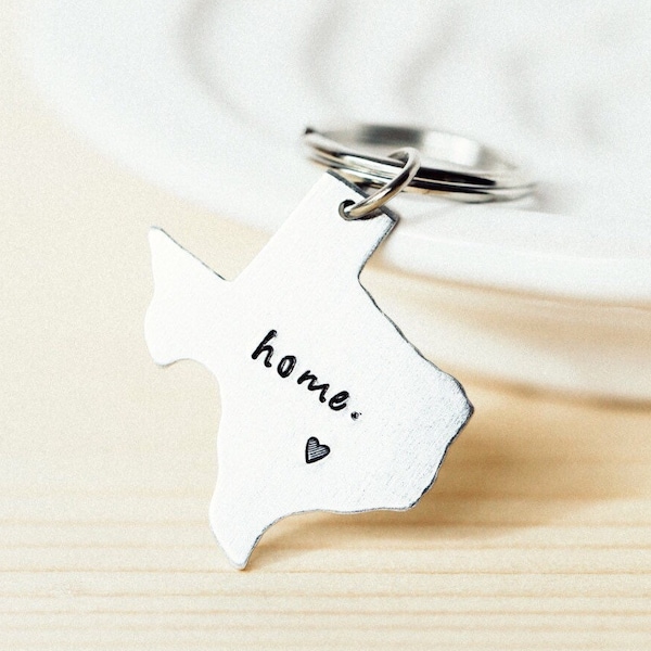 State Keychain ANY STATE, with Custom Phrase - Long Distance Relationship Keychain, Texas, Pennsylvania, Ohio, New York, Califirnia, Florida