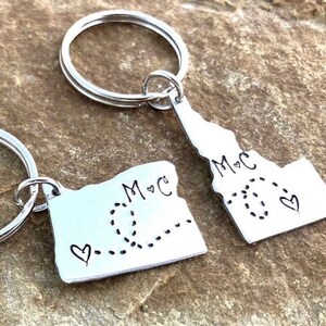 BEST FRIEND KEYCHAIN, Long Distance State Keychains, Best Friend Gift- Set of Two State Map Keychains, Going Away Gift