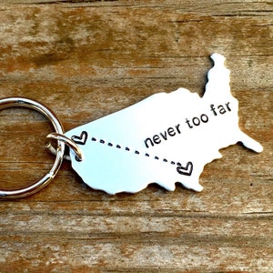 Benutzerdefinierte Long Distanz Freunde Keychain, USA Schlüsselbund Custom - Long Distanz Beziehung personalisiert Abschiedsgeschenk