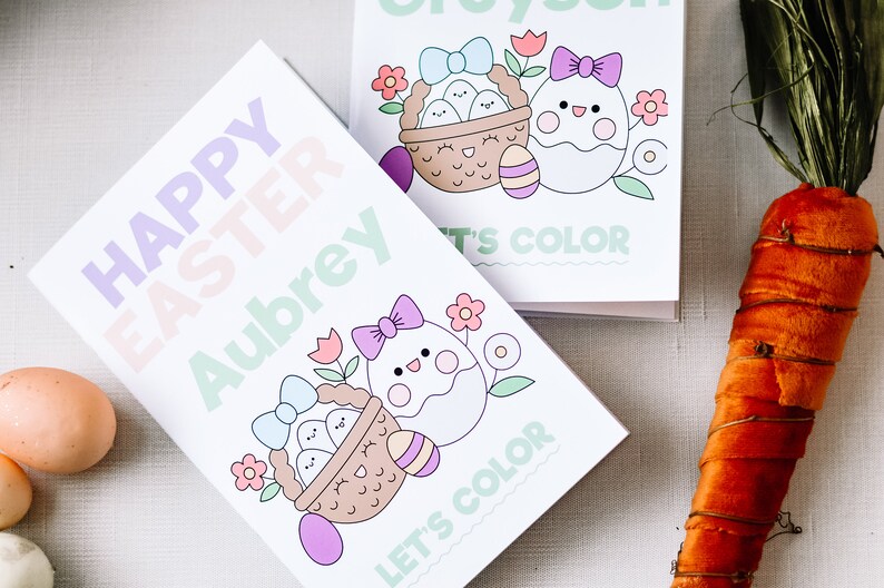 Puede incluir: Dos p&aacute;ginas para colorear imprimibles con ilustraciones de tem&aacute;tica de Pascua. La primera p&aacute;gina dice "Feliz Pascua Aubrey" y presenta una cesta de pollitos y un huevo decorado. La segunda p&aacute;gina dice "Vamos a colorear" y presenta una cesta de pollitos y un huevo decorado.