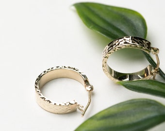 Aros de oro macizo de 14 quilates: diseño con corte de diamante