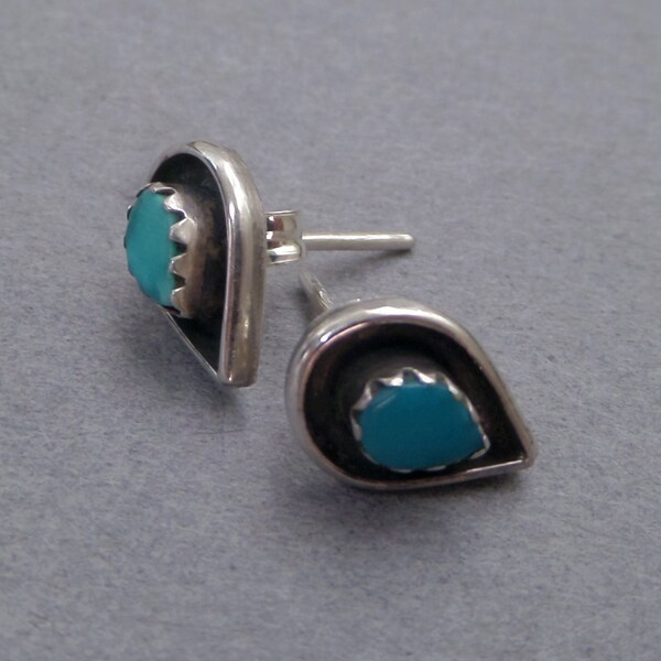 Sale Vintage Native American ZUNI Stud Earrings TURQUOISE Earring Studs STERLING Silver Teardrops c.1970s