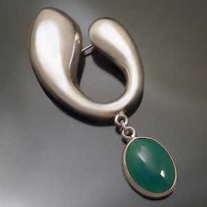 Abstract MODERNIST Biomorphic Brooch - Green Chalcedony Mexico Taxco Pin - Vintage Mexican Sterling Jewelry c.1980&#39;s